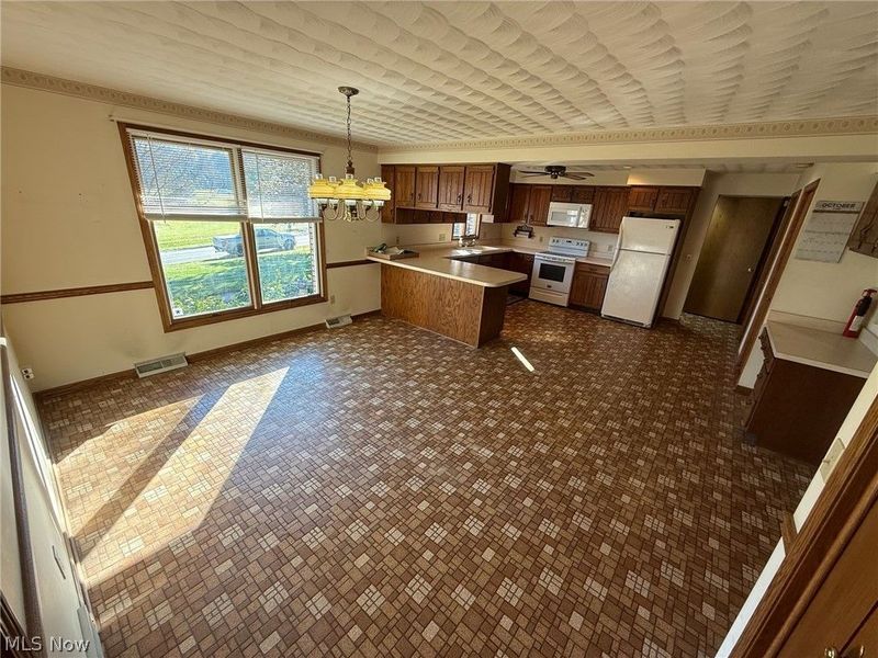3585 Clermont Street NW, North Lawrence, OH 44666 Photo 20