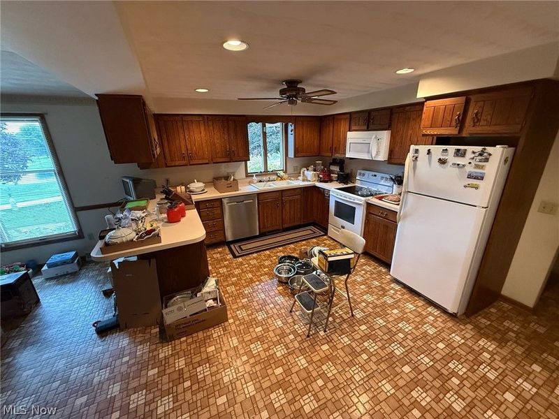 3585 Clermont Street NW, North Lawrence, OH 44666 Photo 21