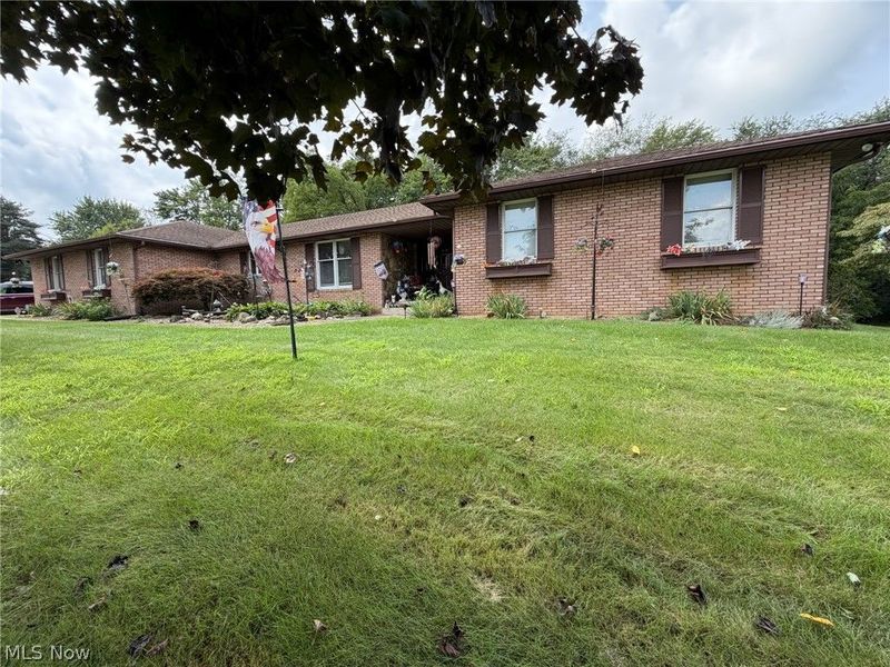 3585 Clermont Street NW, North Lawrence, OH 44666 Photo 3