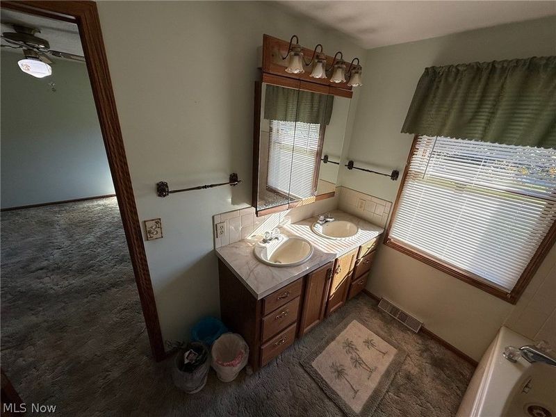 3585 Clermont Street NW, North Lawrence, OH 44666 Photo 33