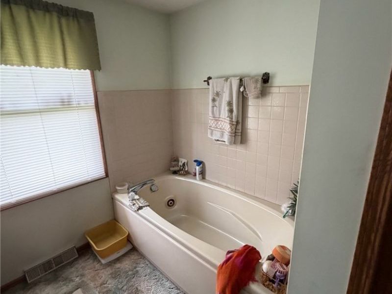 3585 Clermont Street NW, North Lawrence, OH 44666 Photo 37