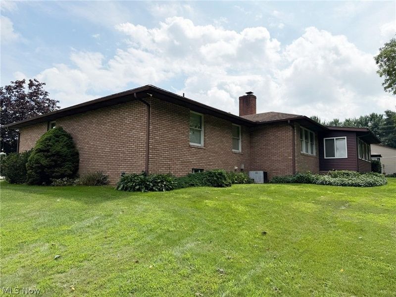 3585 Clermont Street NW, North Lawrence, OH 44666 Photo 9