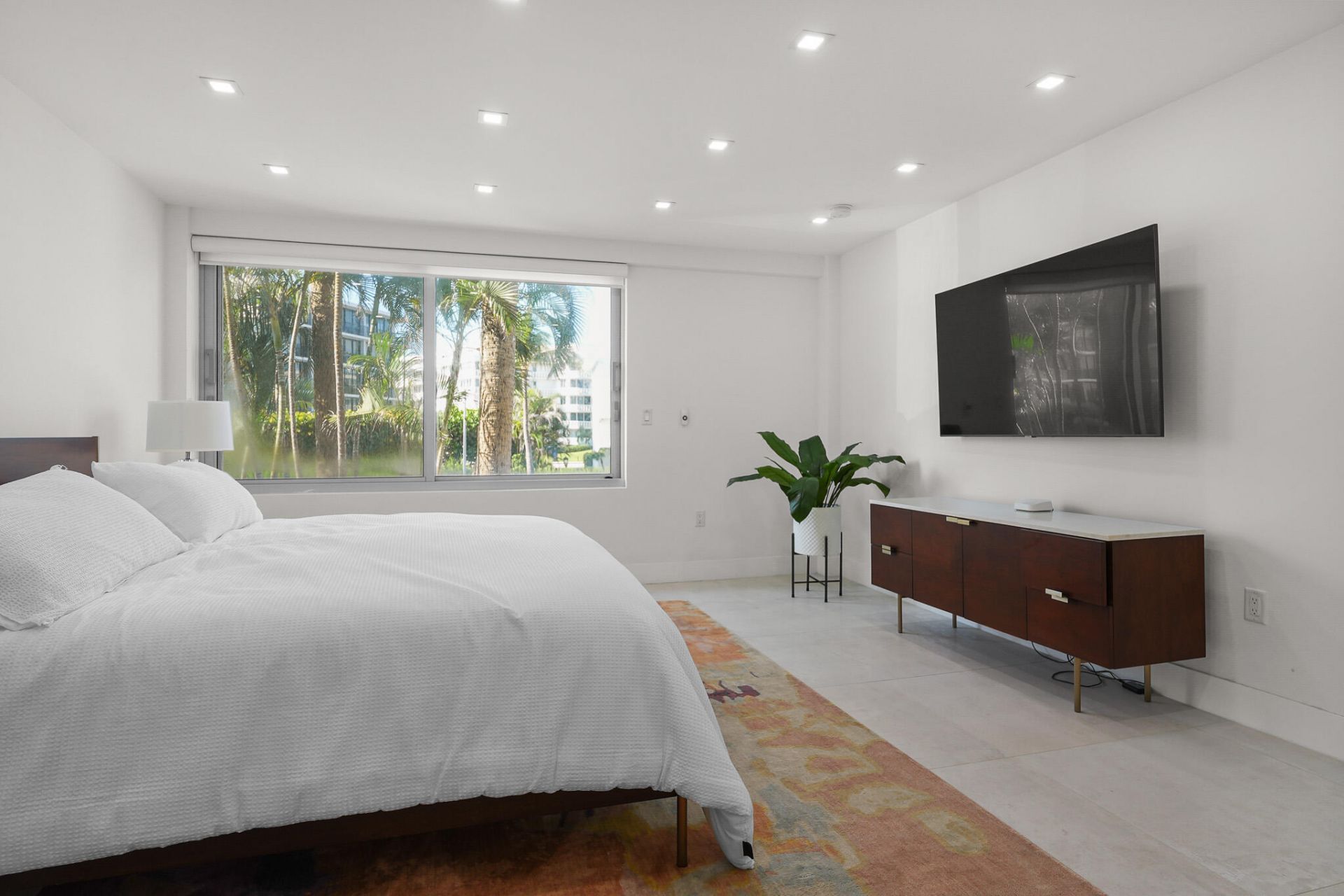 170 N Ocean Boulevard, Unit 209, Palm Beach, FL 33480 Photo