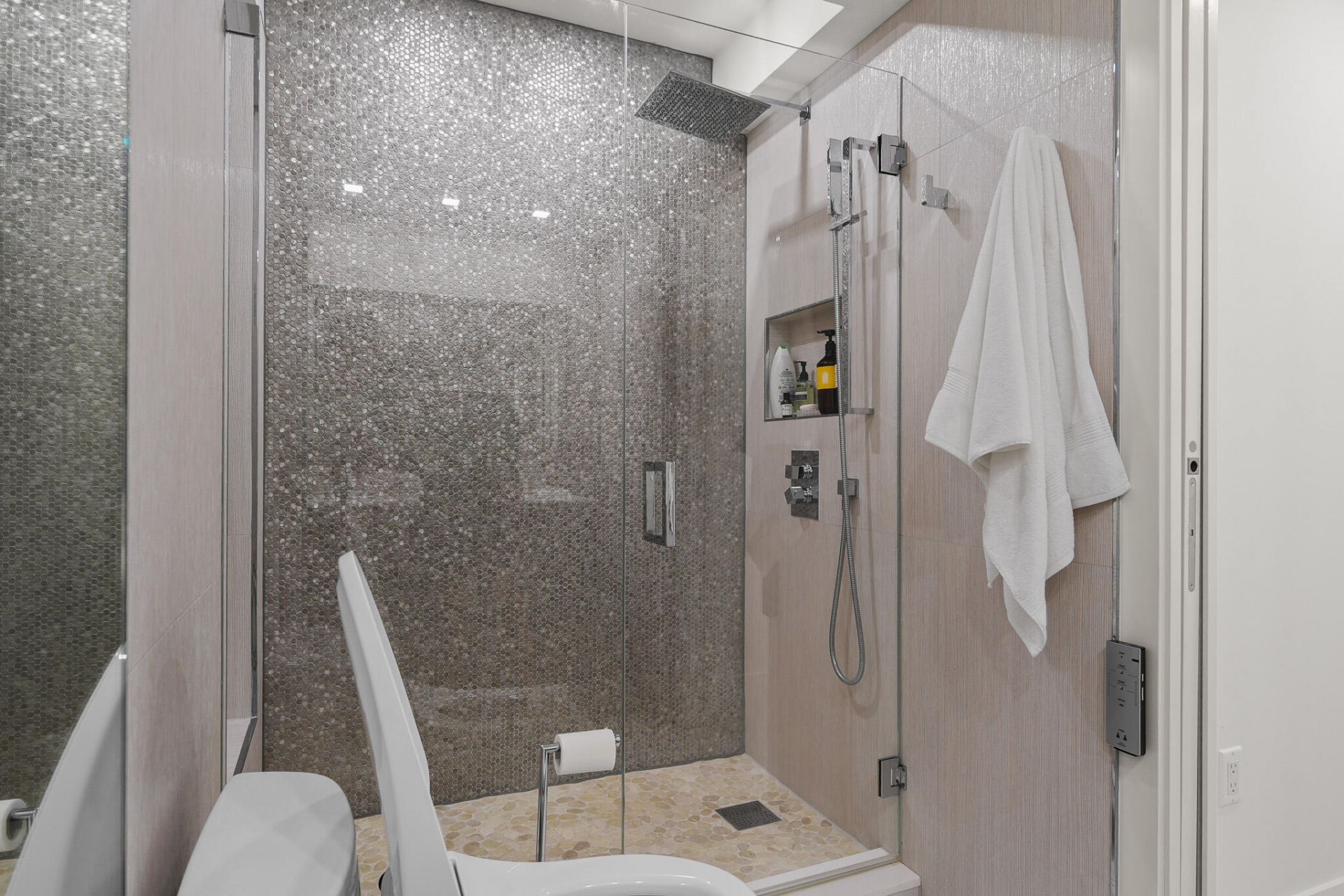 170 N Ocean Boulevard, Unit 209, Palm Beach, FL 33480 Photo