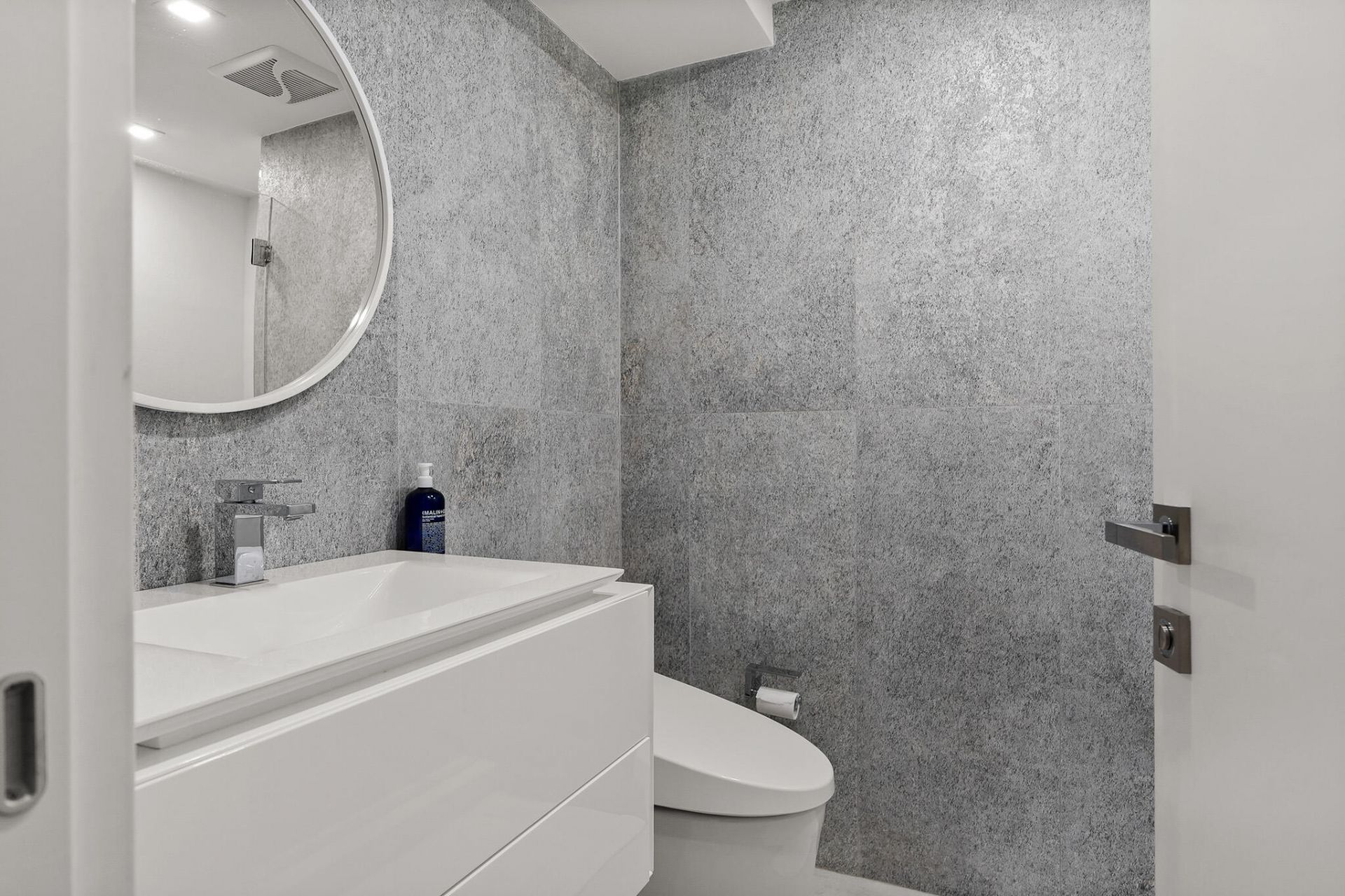 170 N Ocean Boulevard, Unit 209, Palm Beach, FL 33480 Photo