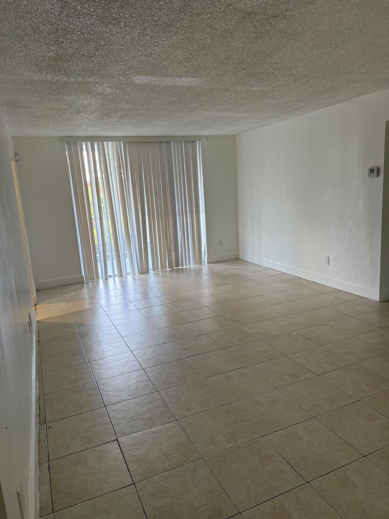 482 NW 165th St Road, Unit A-301, Miami, FL 33169 Photo