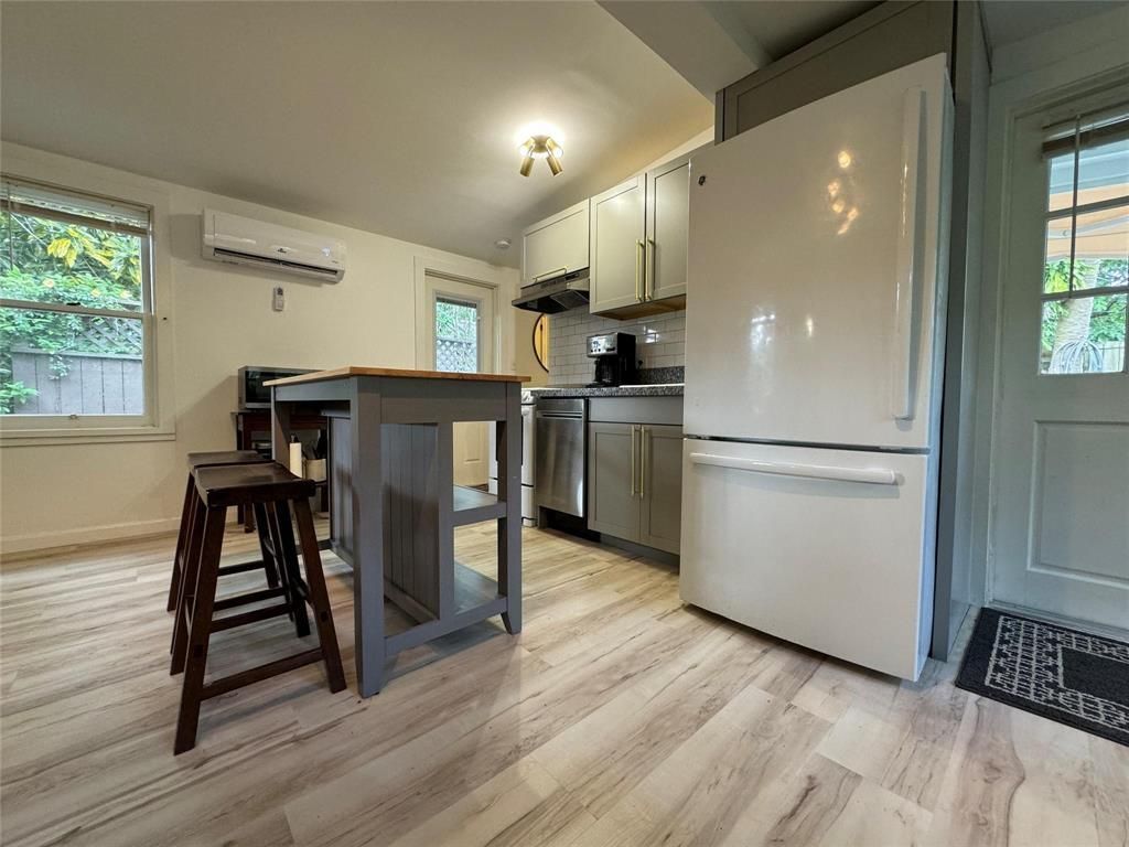 737 SW 14th Avenue, Fort Lauderdale, FL 33312 Photo