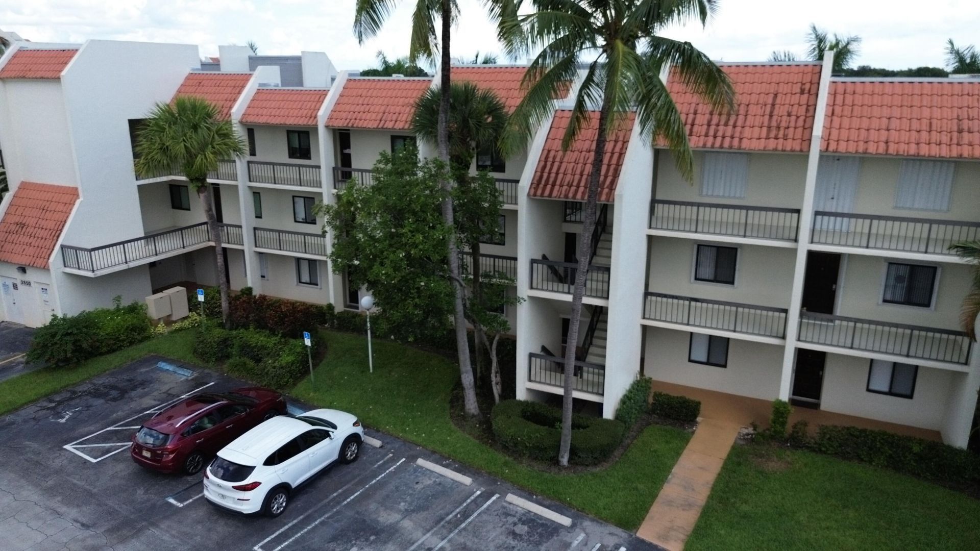 2550 Presidential Way, Unit 106, West Palm Beach, FL 33401 Photo