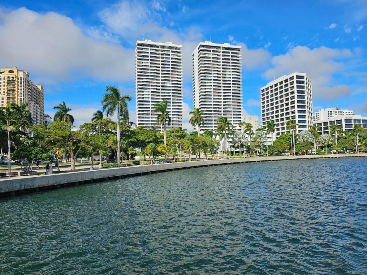 2550 Presidential Way, Unit 106, West Palm Beach, FL 33401 Photo