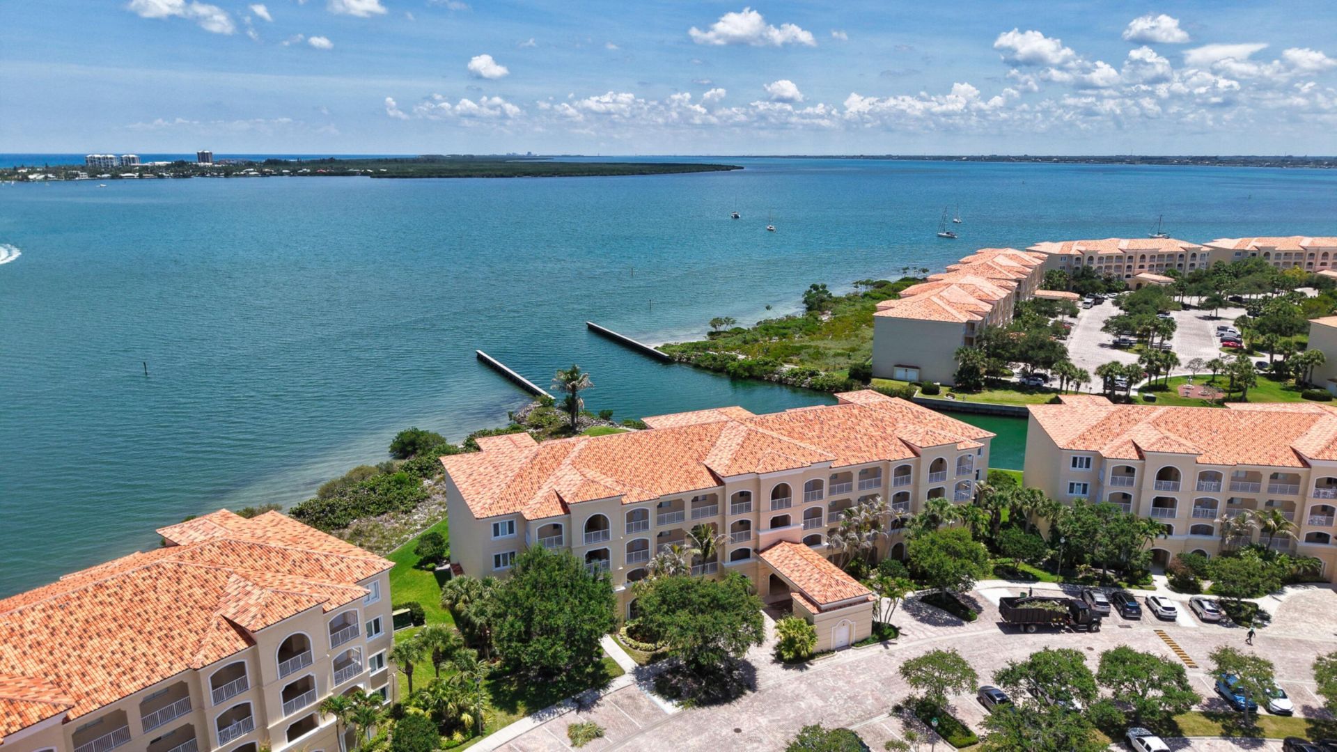 3 Harbour Isle Drive E, Unit 303, Fort Pierce, FL 34949 Photo