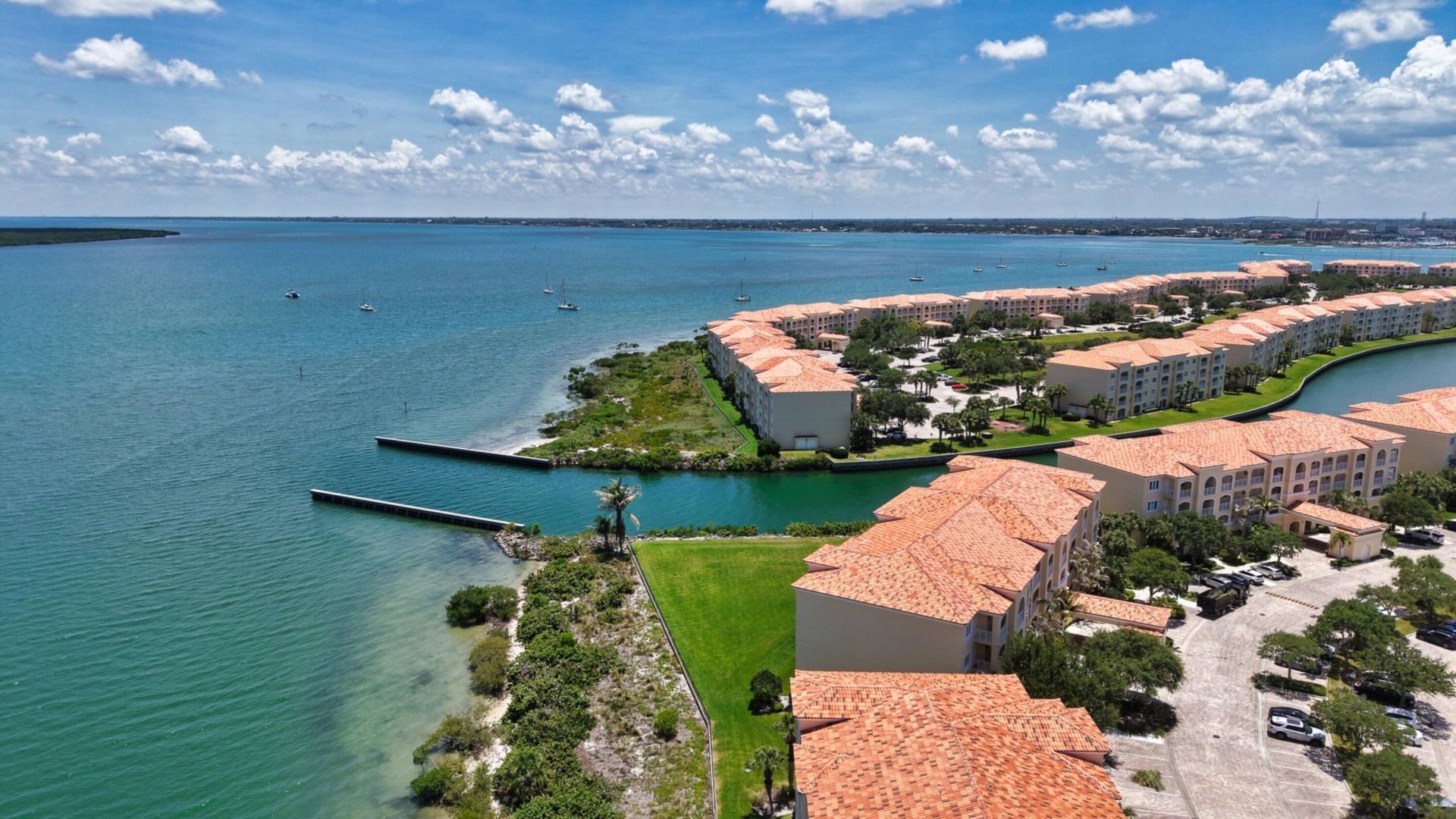 3 Harbour Isle Drive E, Unit 303, Fort Pierce, FL 34949 Photo