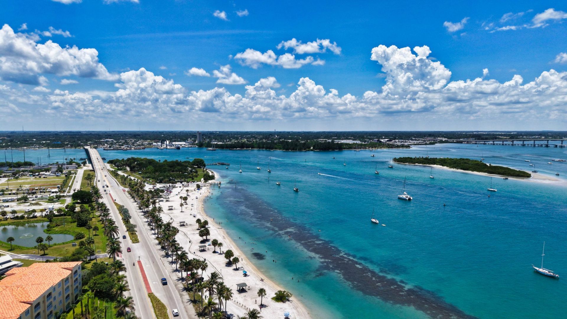 3 Harbour Isle Drive E, Unit 303, Fort Pierce, FL 34949 Photo