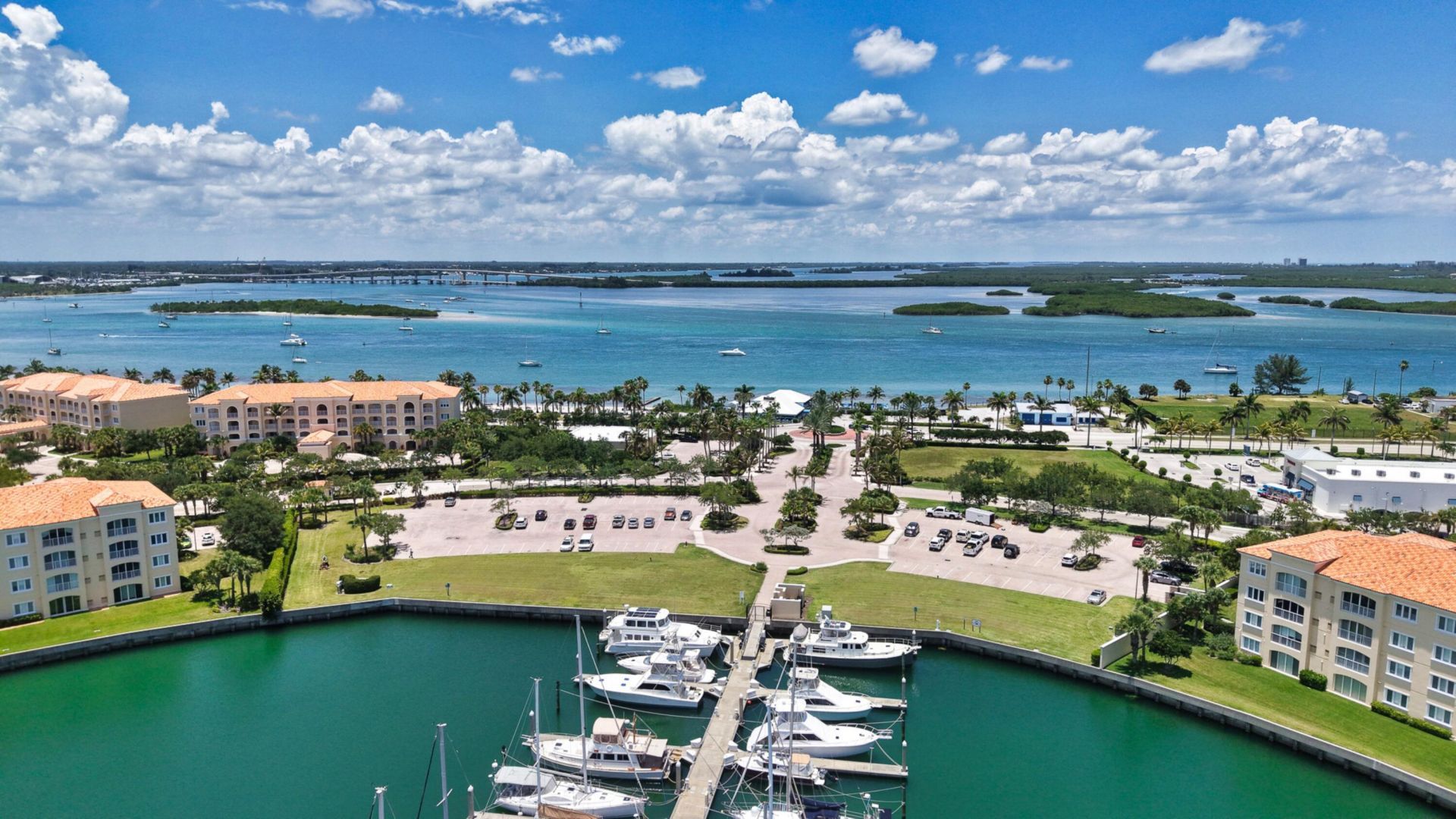 3 Harbour Isle Drive E, Unit 303, Fort Pierce, FL 34949 Photo