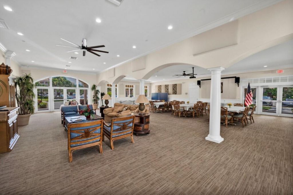 3 Harbour Isle Drive E, Unit 303, Fort Pierce, FL 34949 Photo