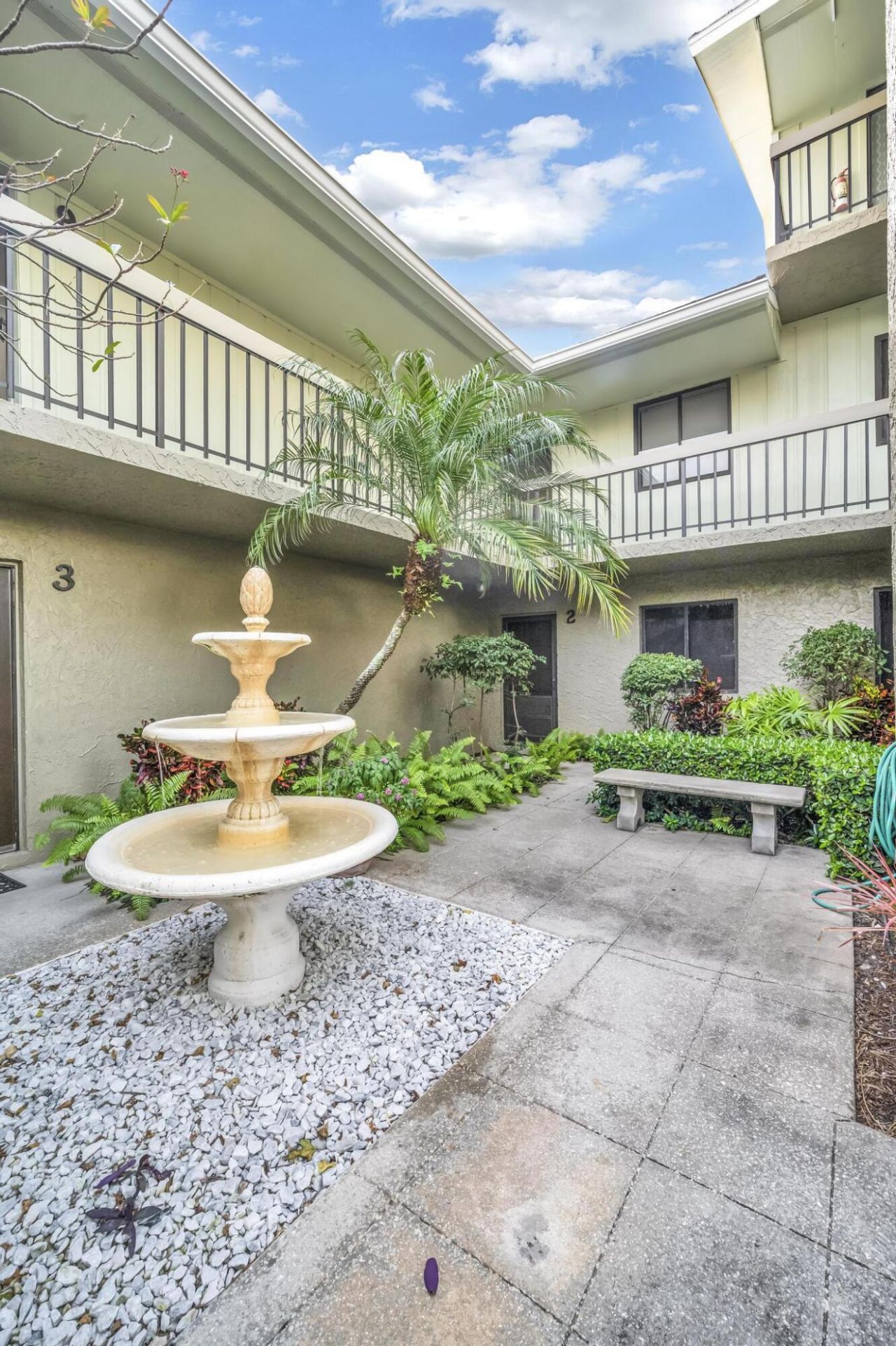 800 NW Fork Road, Unit 10-8, Stuart, FL 34994 Photo