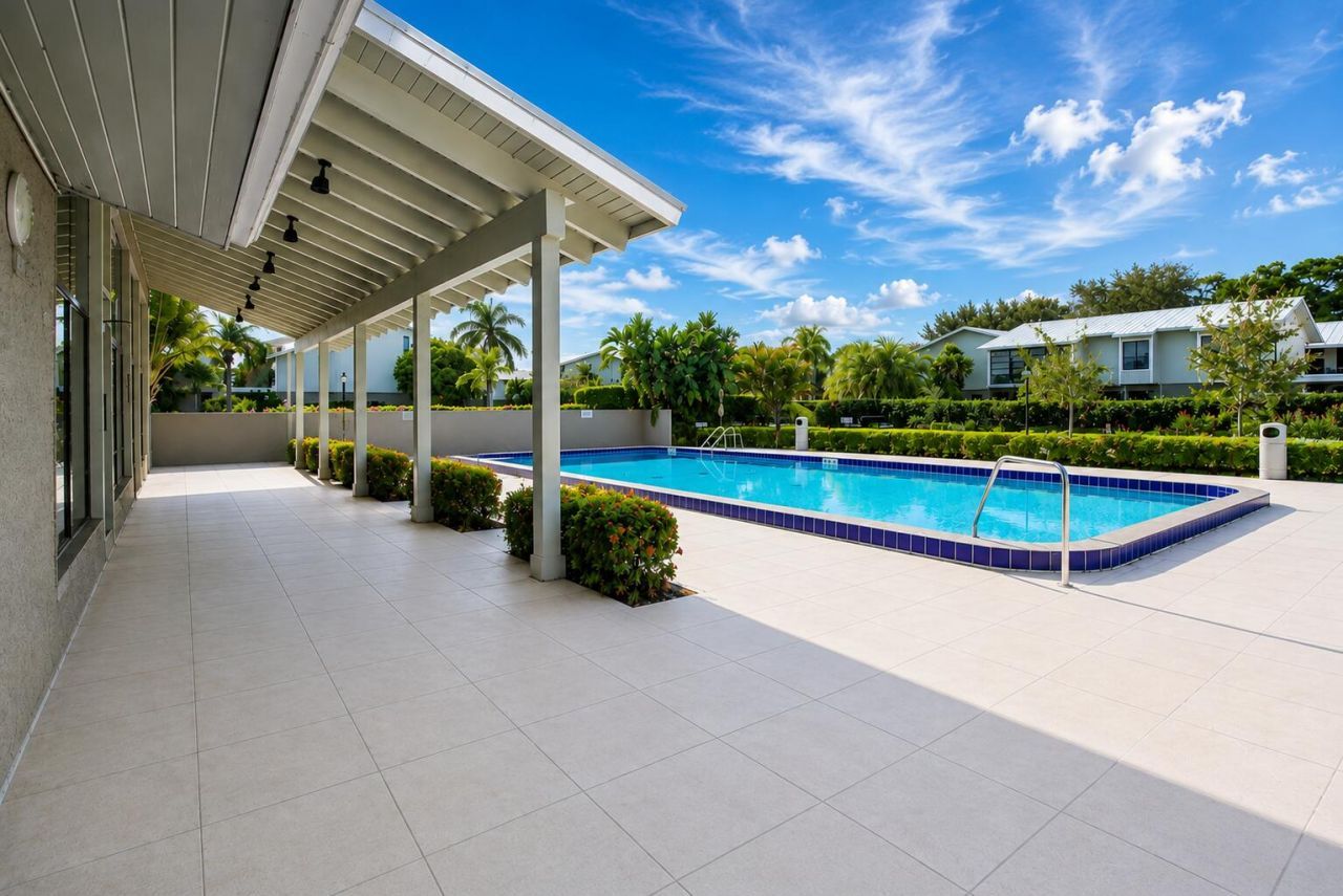 800 NW Fork Road, Unit 10-8, Stuart, FL 34994 Photo