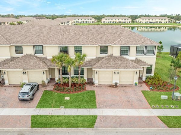 10032 W VILLA Circle, Vero Beach, FL 32966
