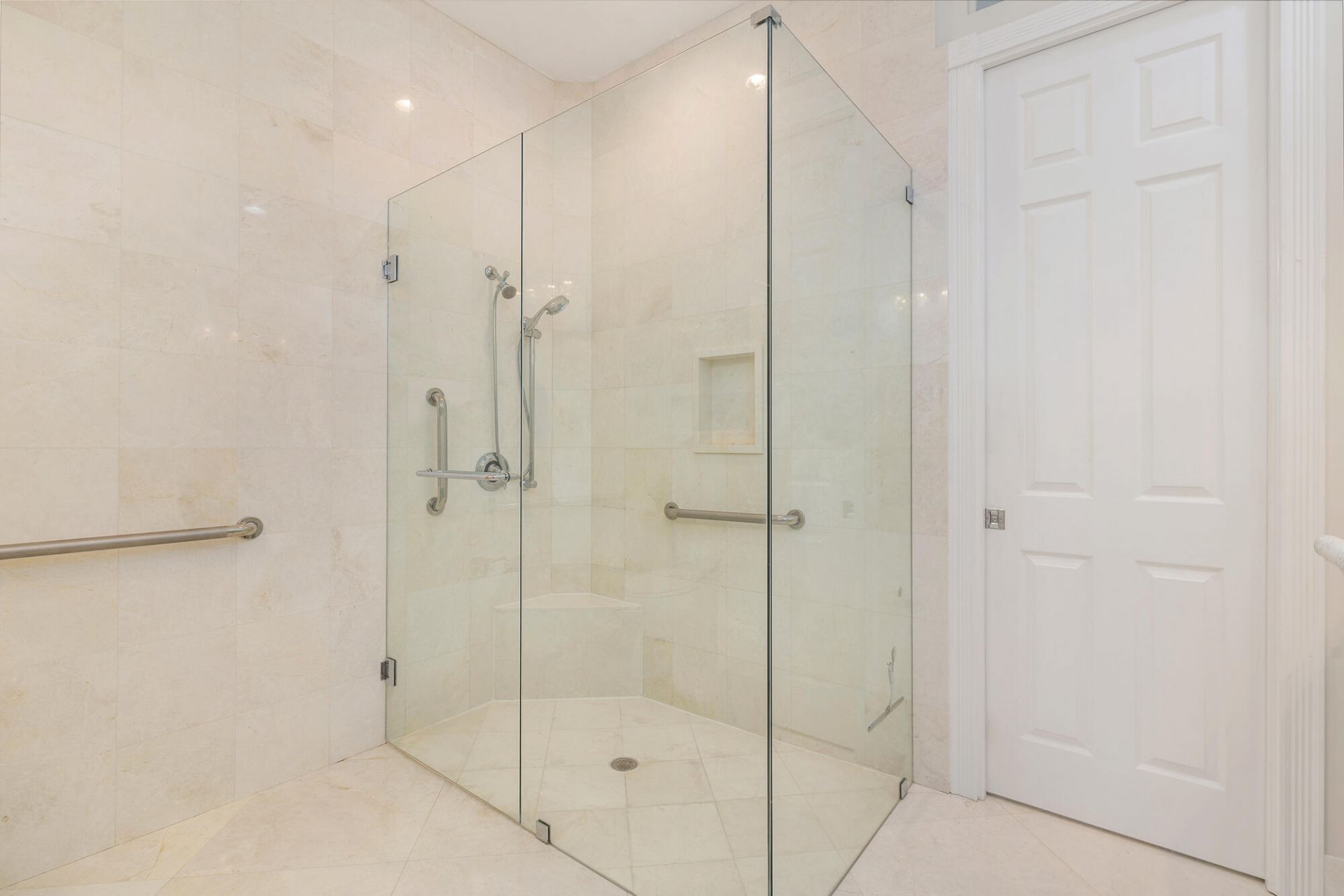 144 Euphrates Circle, Palm Beach Gardens, FL 33410 Photo