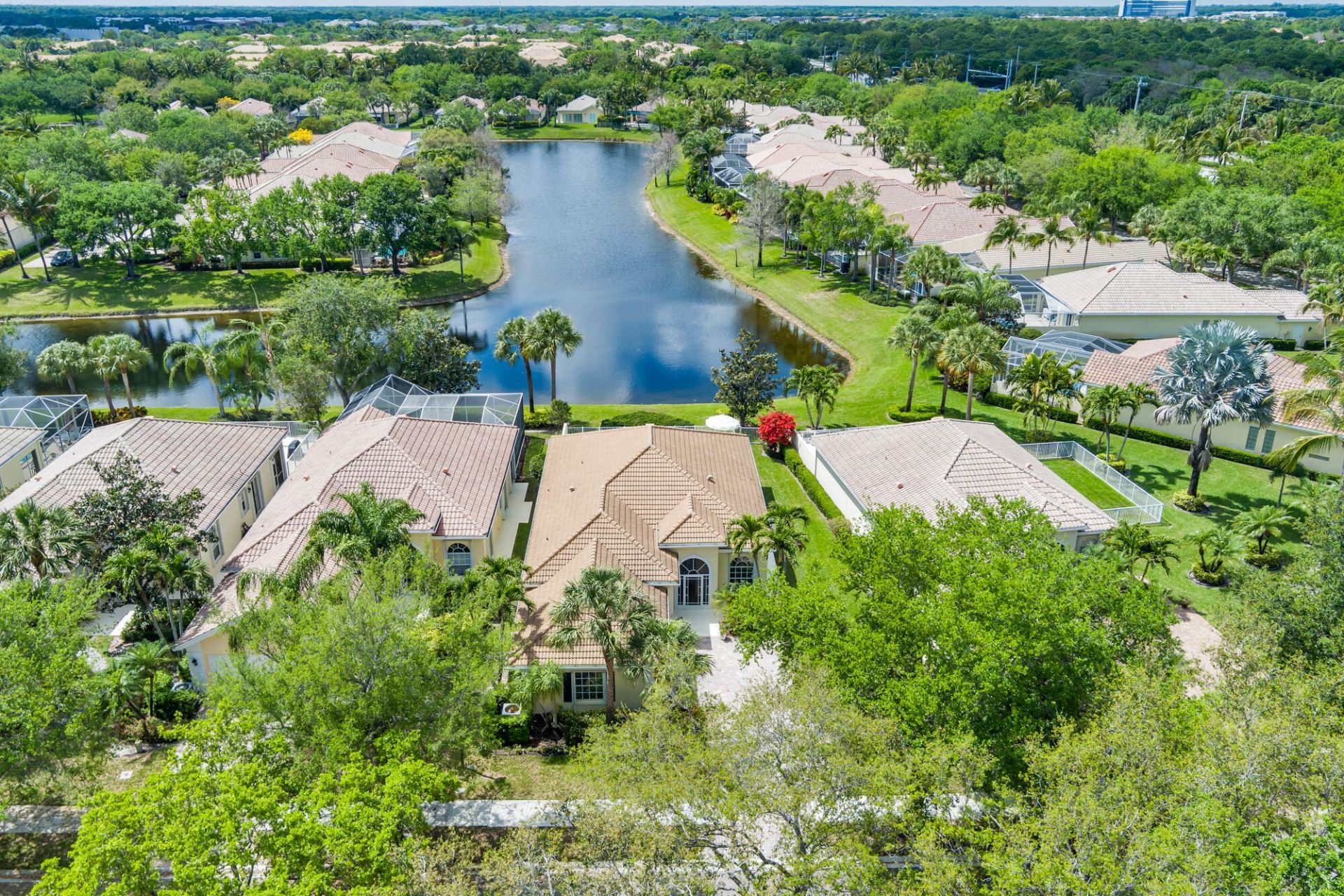 144 Euphrates Circle, Palm Beach Gardens, FL 33410 Photo