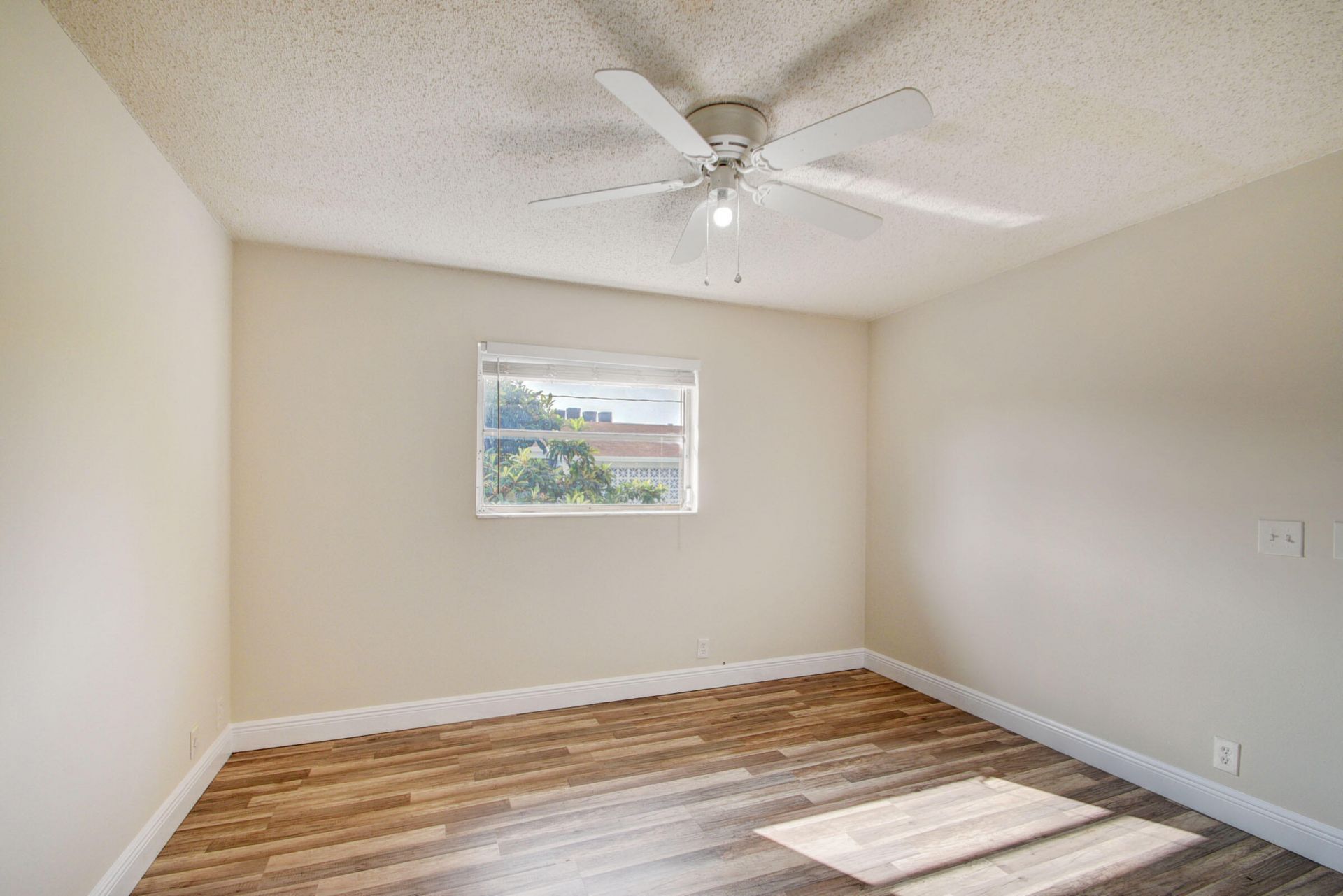 1733 3rd Avenue N, Unit 24, Lake Worth, FL 33460 Photo