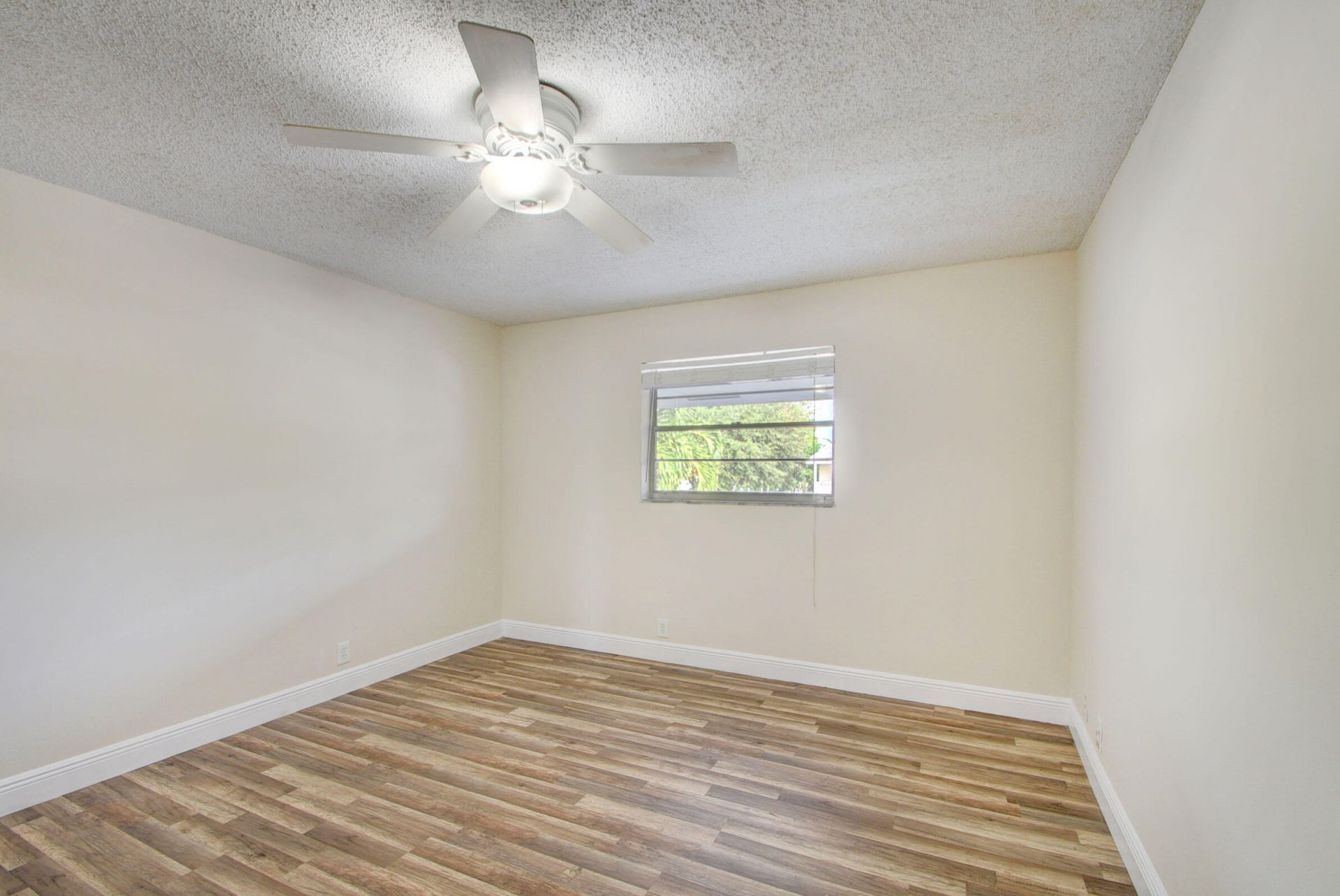 1733 3rd Avenue N, Unit 24, Lake Worth, FL 33460 Photo