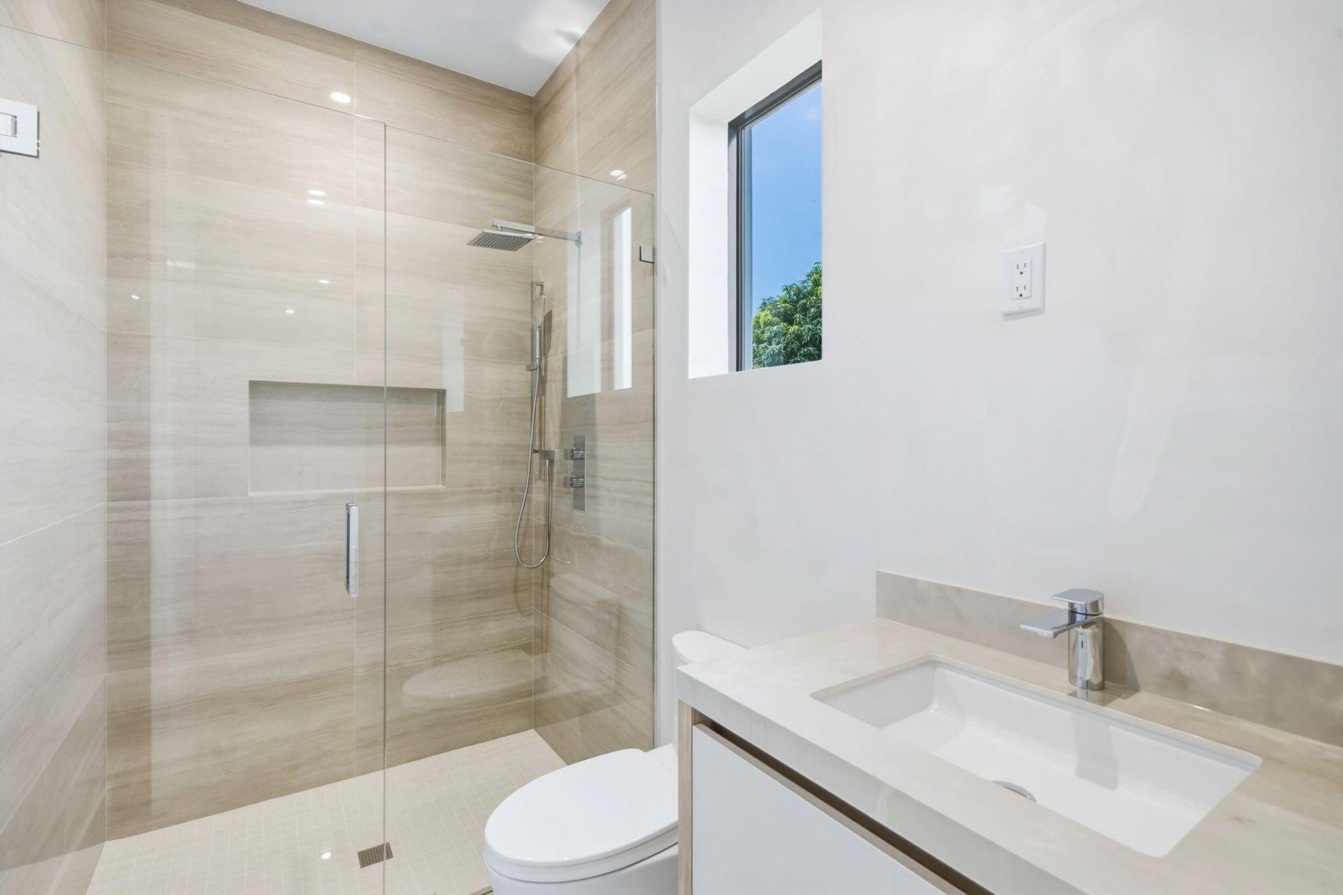 1300 NE 4th Court, Boca Raton, FL 33432 Photo