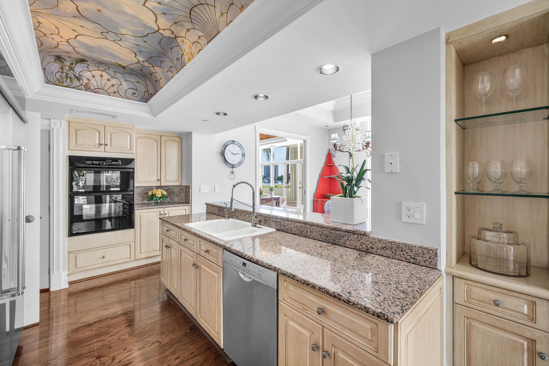 300 SE 5th Avenue, Unit 1030, Boca Raton, FL 33432 Photo