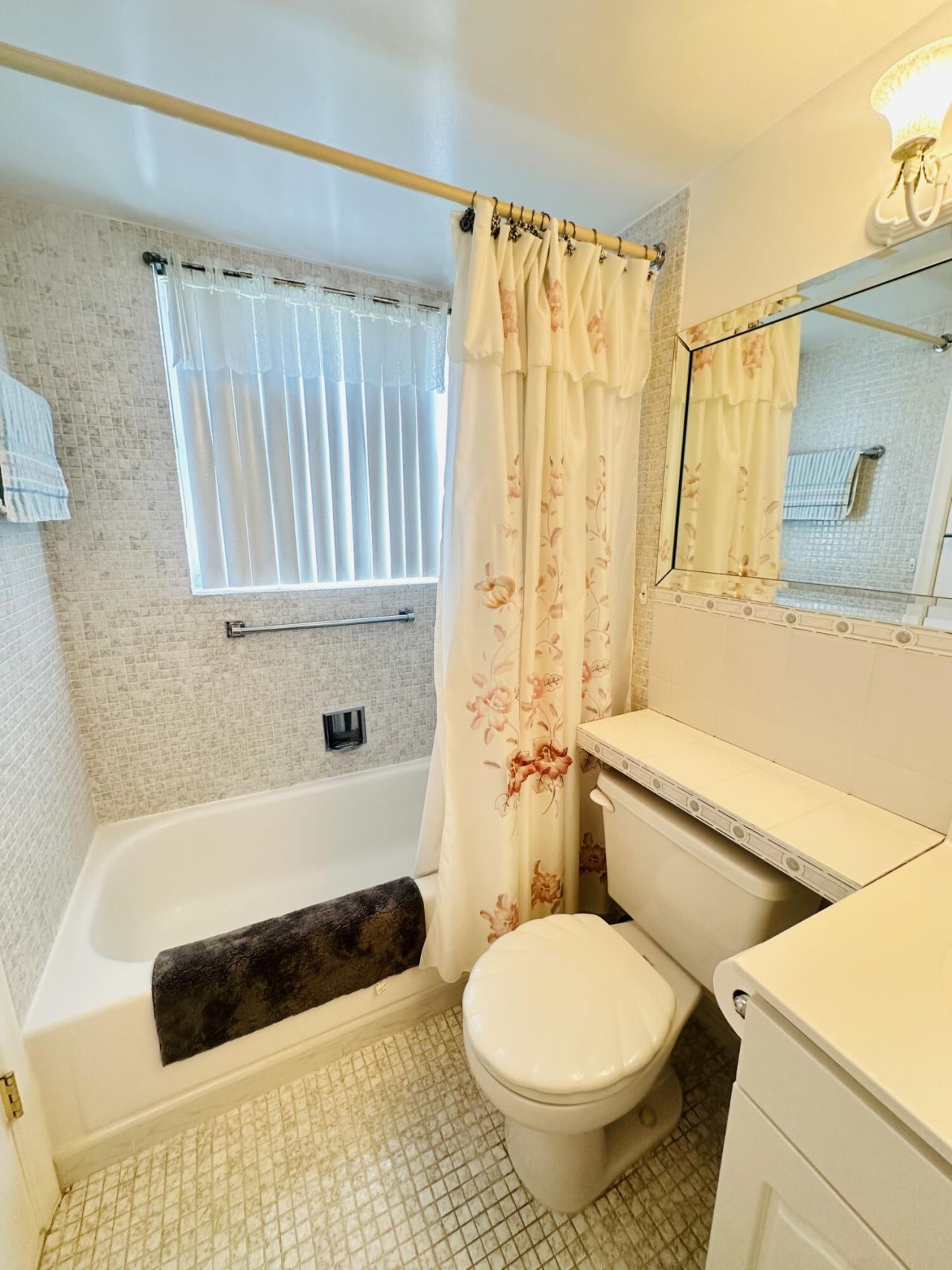 41 Lyndhurst B, Deerfield Beach, FL 33442 Photo