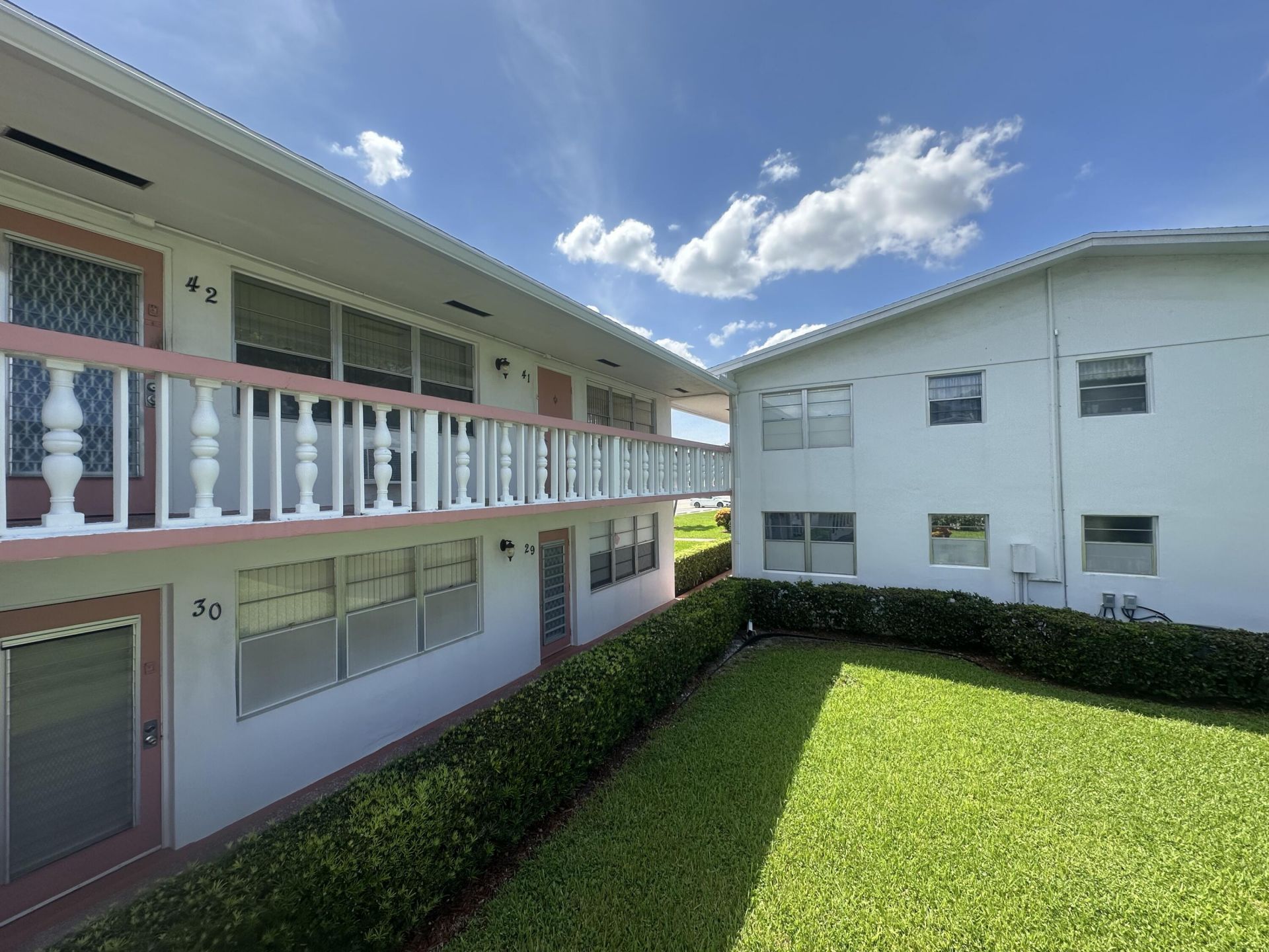 41 Lyndhurst B, Deerfield Beach, FL 33442 Photo