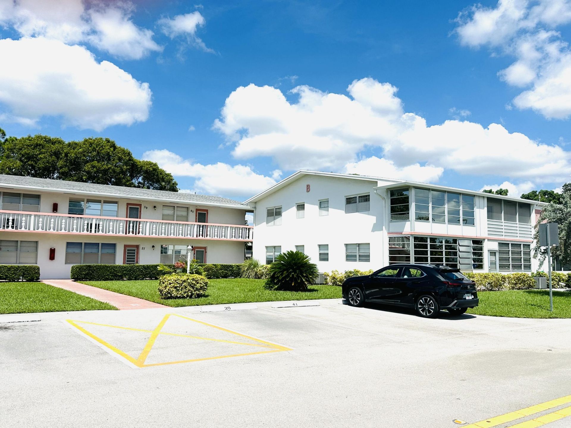 41 Lyndhurst B, Deerfield Beach, FL 33442 Photo