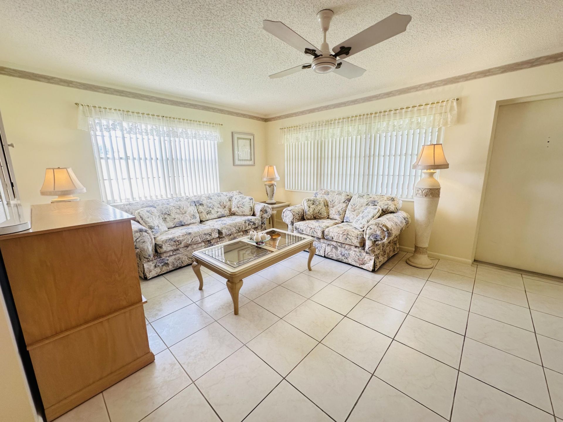 41 Lyndhurst B, Deerfield Beach, FL 33442 Photo