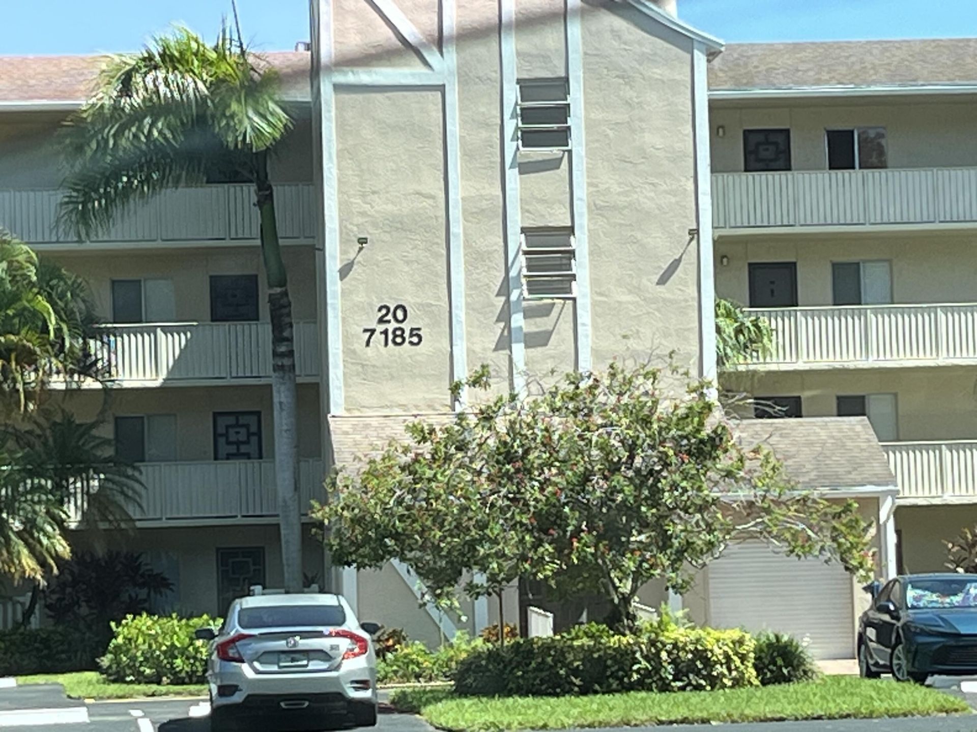 7185 Huntington Lane, Unit 306, Delray Beach, FL 33446 Photo
