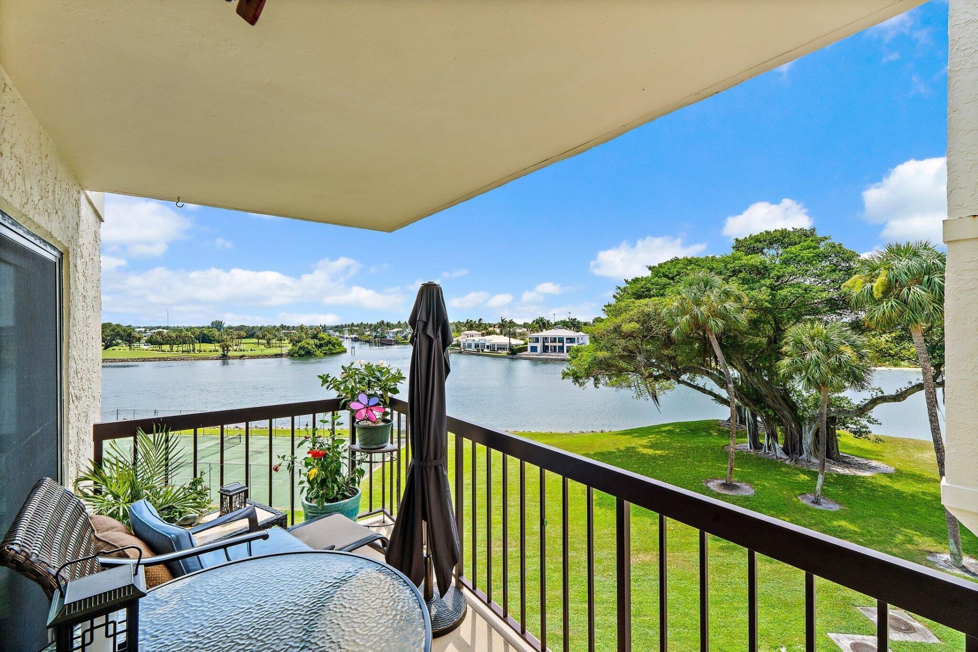 374 Golfview Road, Unit 405, North Palm Beach, FL 33408 Photo