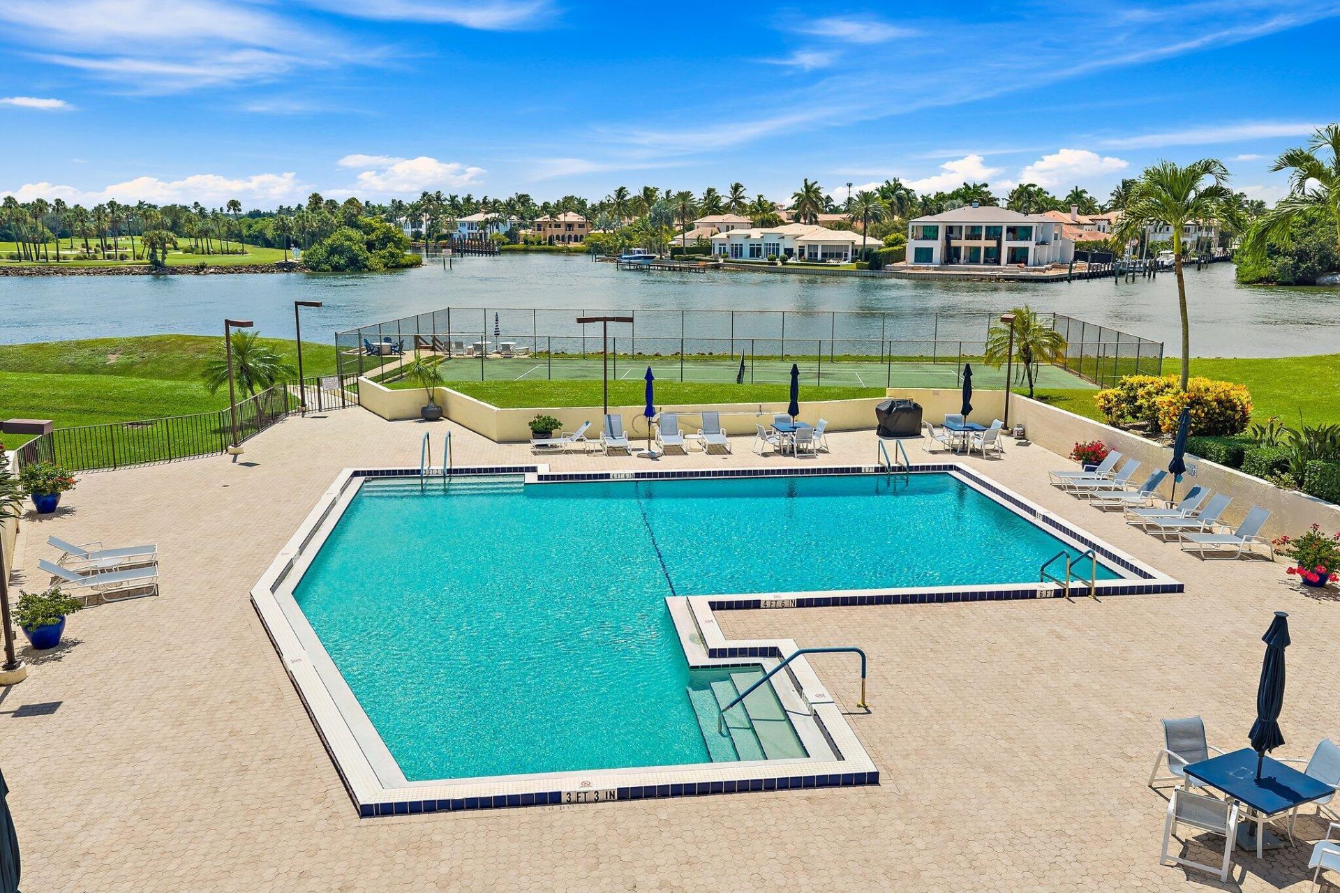 374 Golfview Road, Unit 405, North Palm Beach, FL 33408 Photo