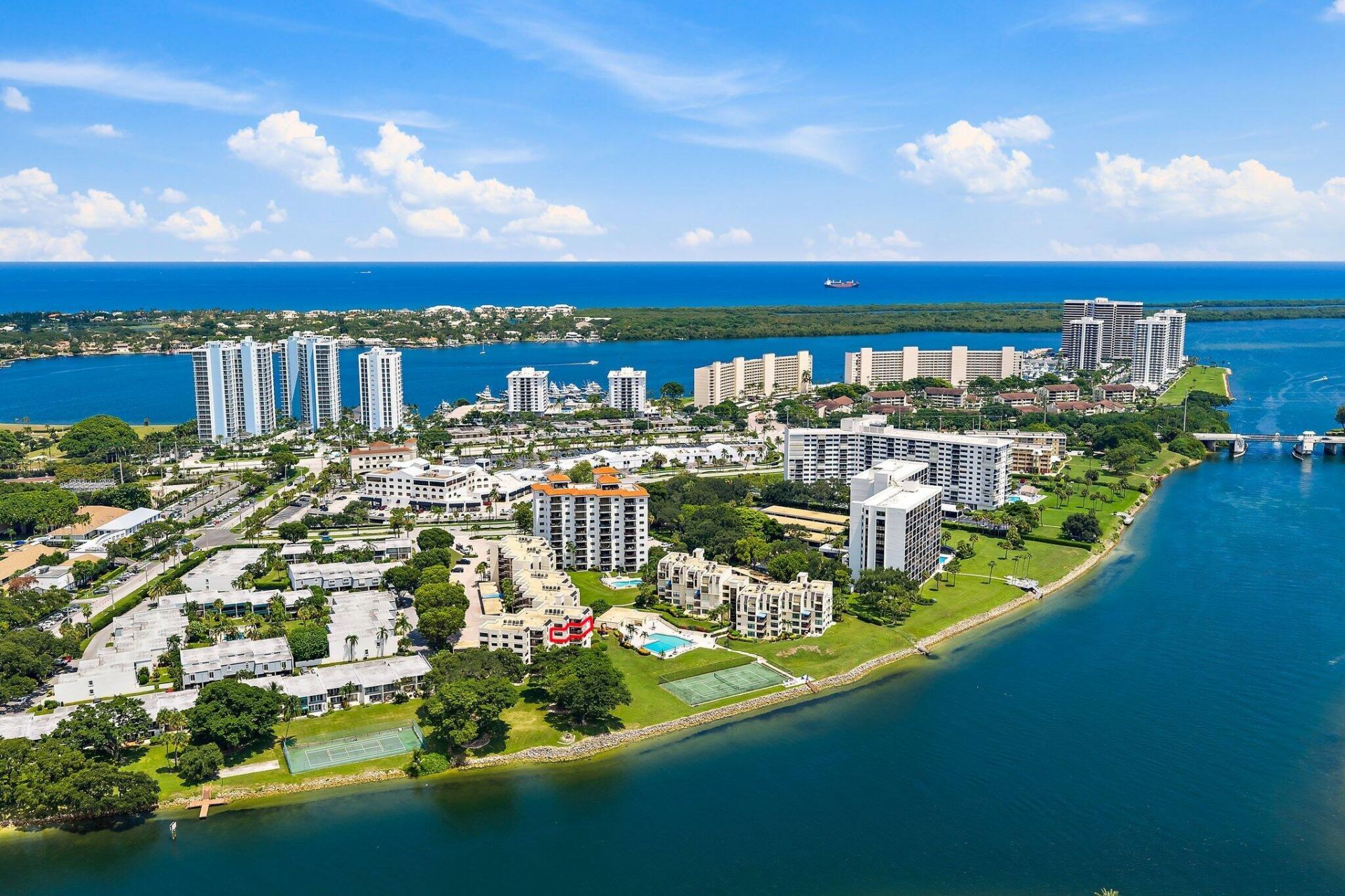 374 Golfview Road, Unit 405, North Palm Beach, FL 33408 Photo