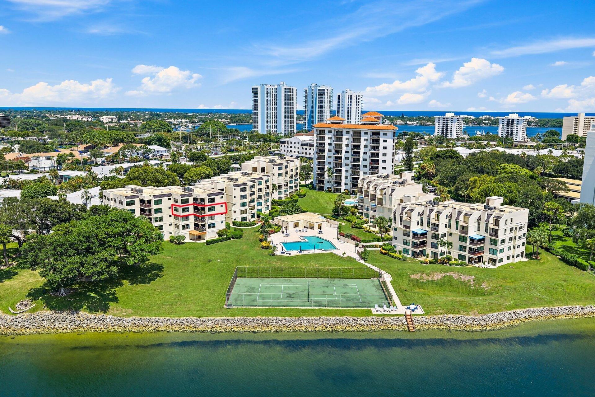 374 Golfview Road, Unit 405, North Palm Beach, FL 33408 Photo
