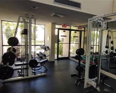 2316 S Cypress Bend Drive, Unit 218, Pompano Beach, FL 33069 Photo