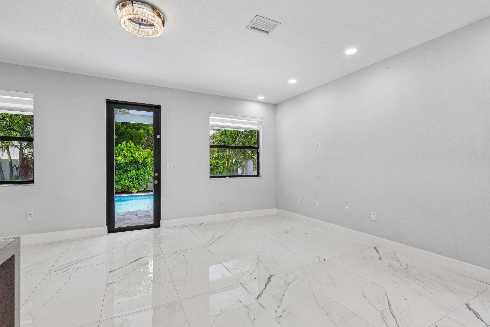 3567 W 110th Terrace, Hialeah, FL 33018 Photo