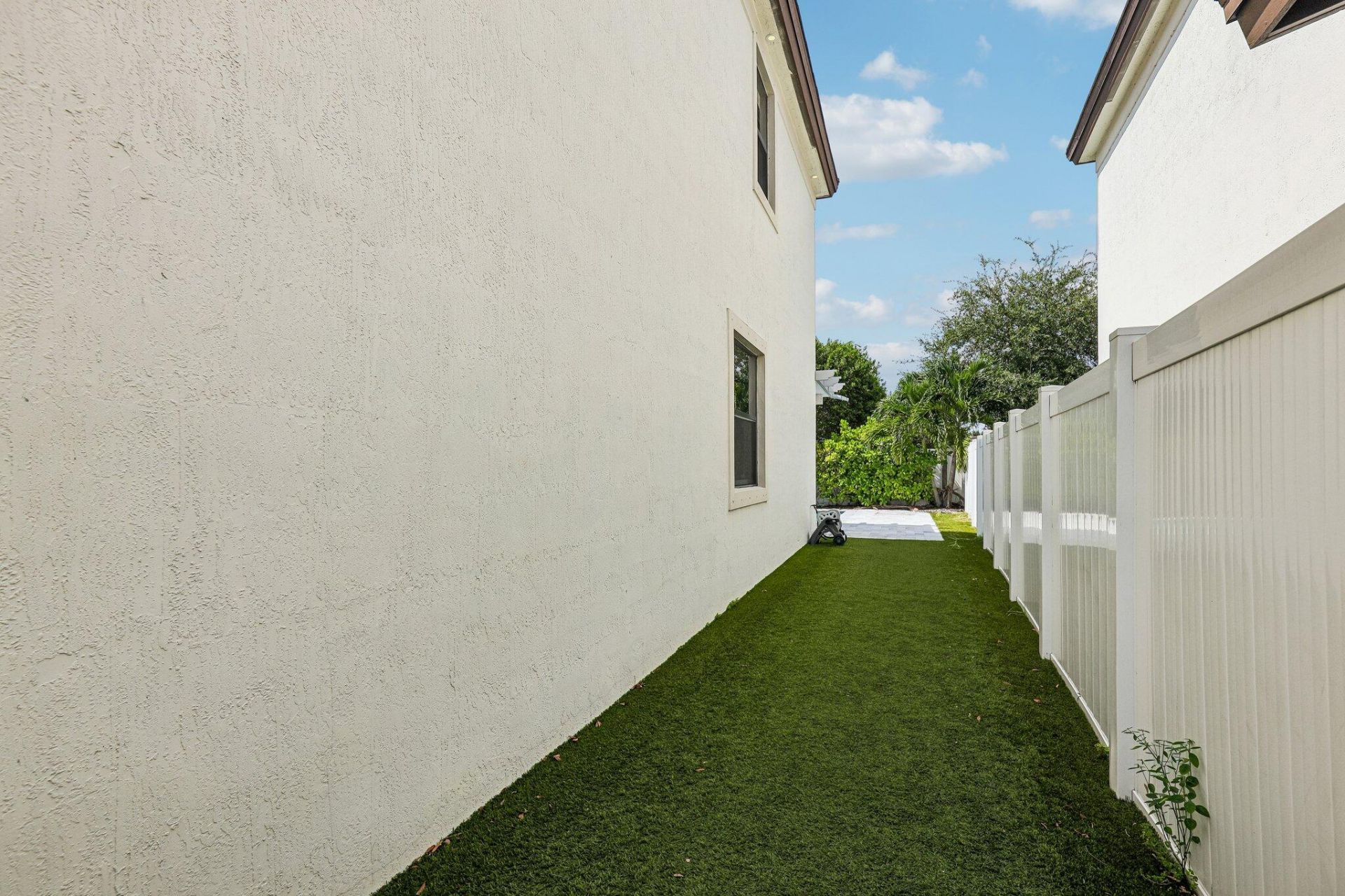 3567 W 110th Terrace, Hialeah, FL 33018 Photo