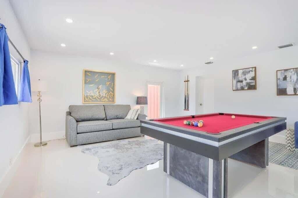 1631 Poinsettia Drive, Fort Lauderdale, FL 33305 Photo