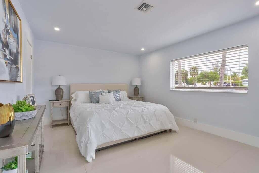 1631 Poinsettia Drive, Fort Lauderdale, FL 33305 Photo