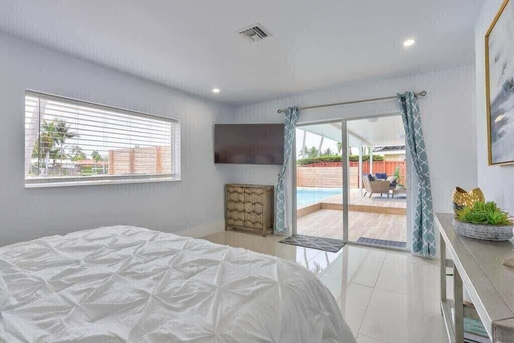 1631 Poinsettia Drive, Fort Lauderdale, FL 33305 Photo