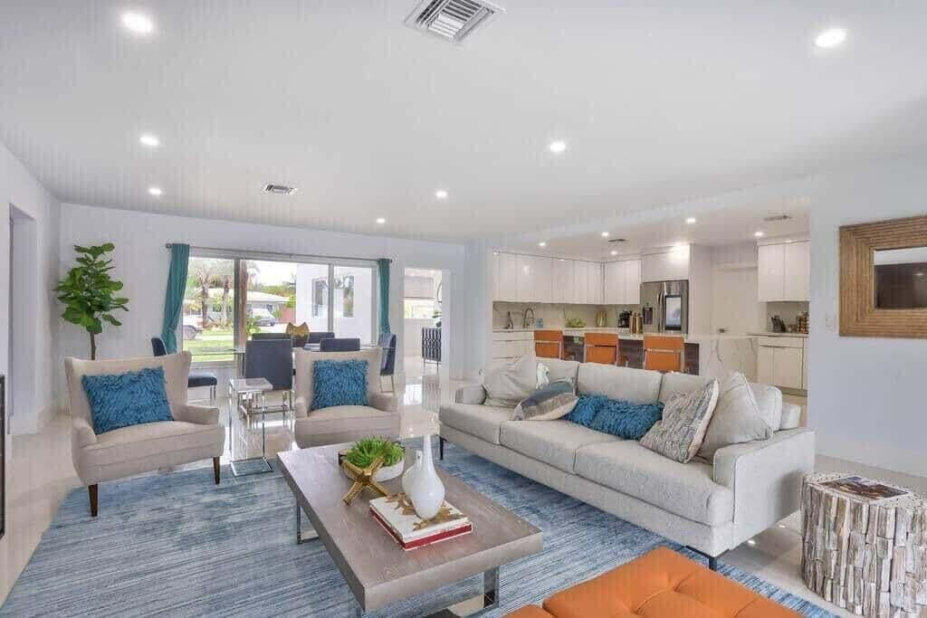 1631 Poinsettia Drive, Fort Lauderdale, FL 33305 Photo