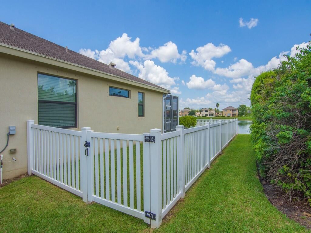 9880 Verona Manor, Vero Beach, FL 32966 Photo