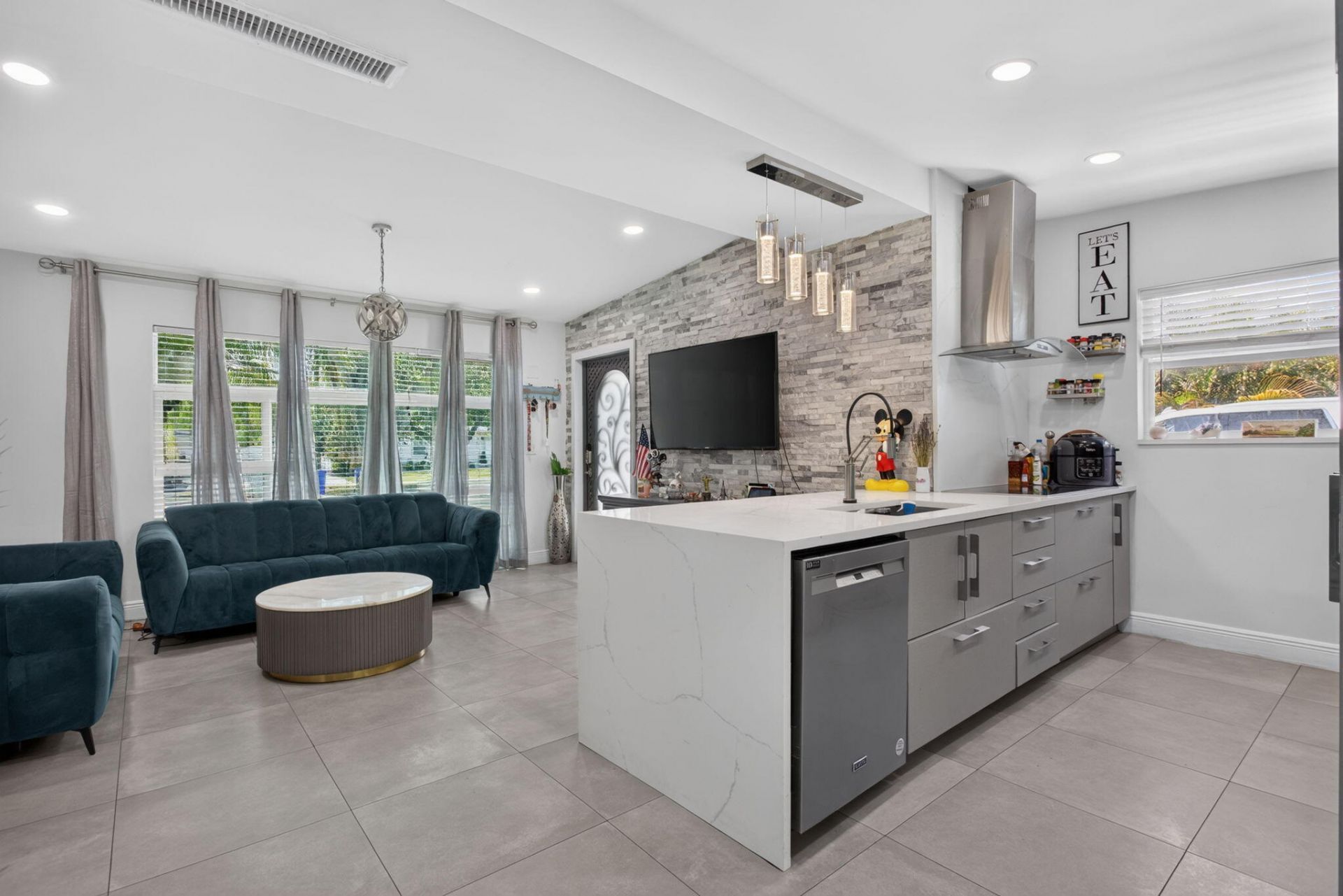 4520 NE 15th Avenue, Pompano Beach, FL 33064 Photo