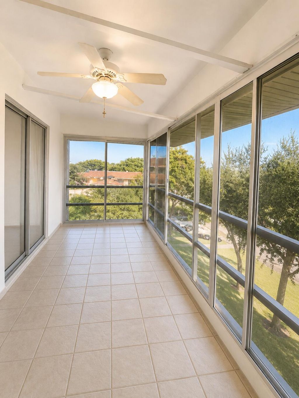 5570 Tamberlane Circle, Unit 331, Palm Beach Gardens, FL 33418 Photo