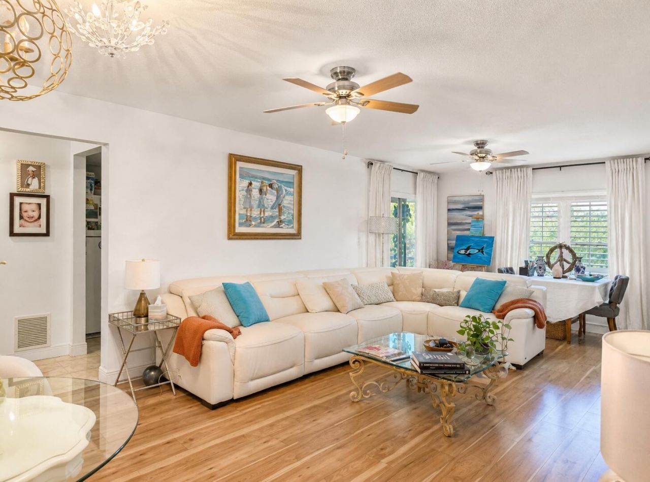 5570 Tamberlane Circle, Unit 331, Palm Beach Gardens, FL 33418 Photo