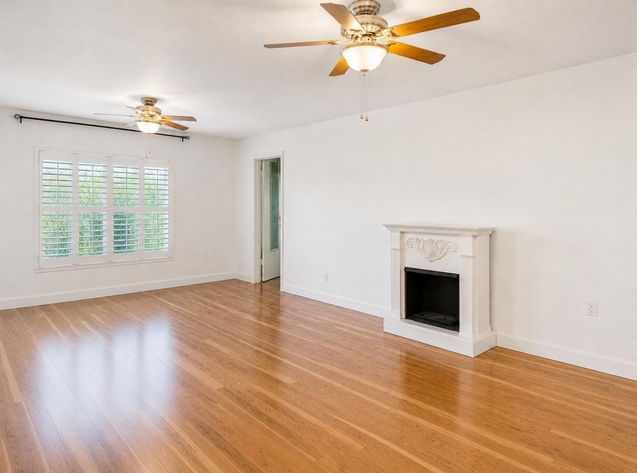 5570 Tamberlane Circle, Unit 331, Palm Beach Gardens, FL 33418 Photo