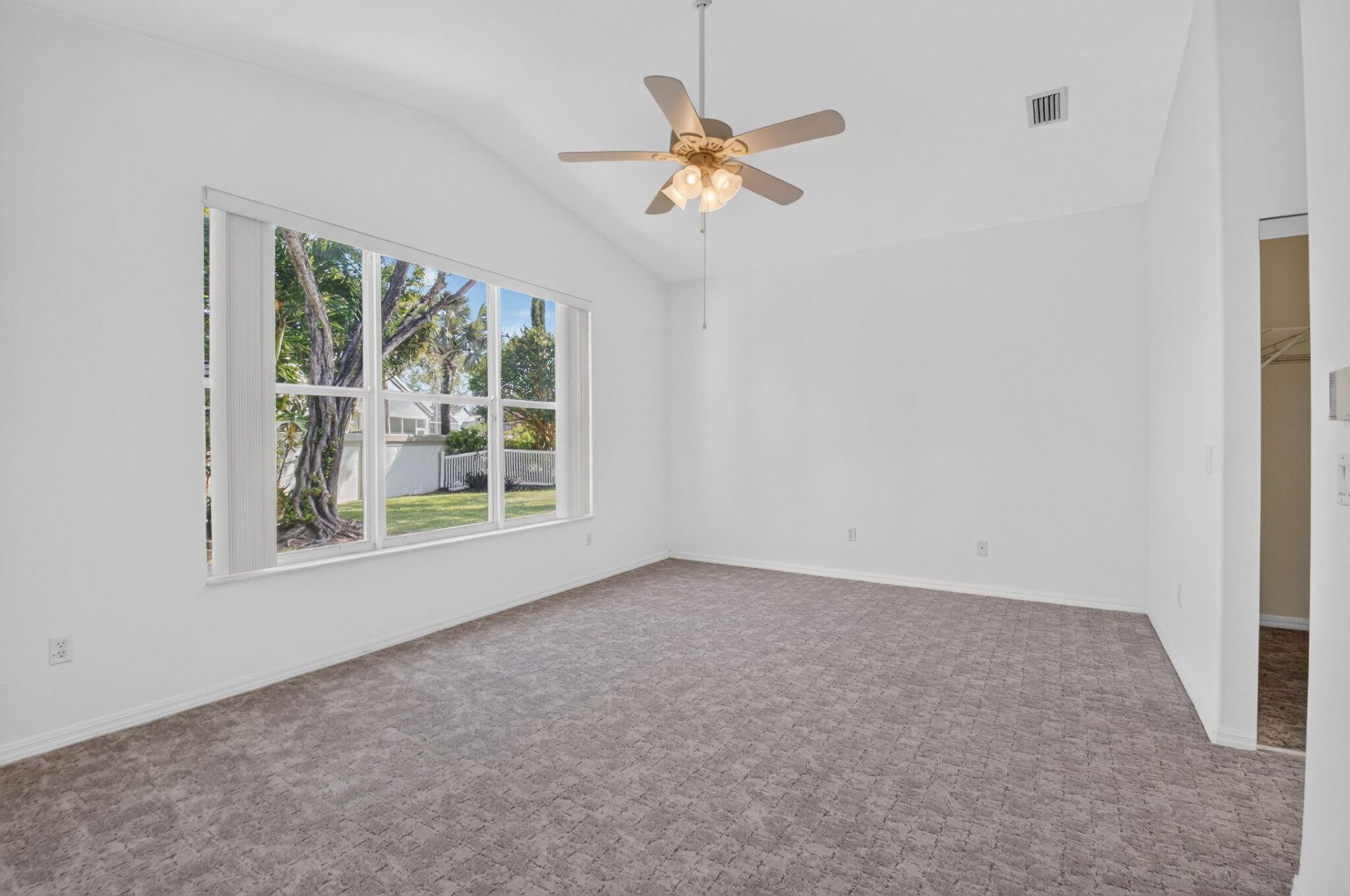 8107 Bellafiore Way, Boynton Beach, FL 33472 Photo