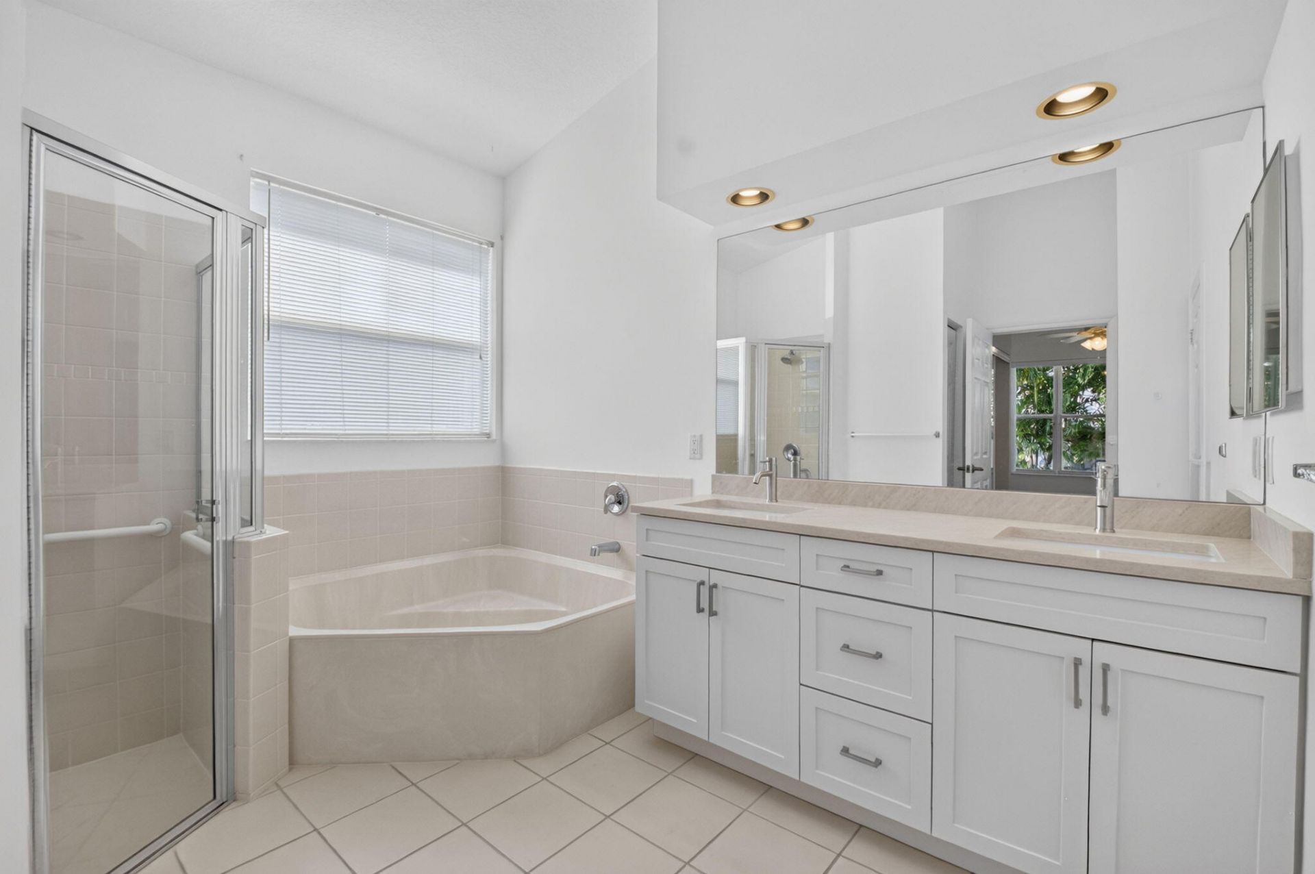 8107 Bellafiore Way, Boynton Beach, FL 33472 Photo